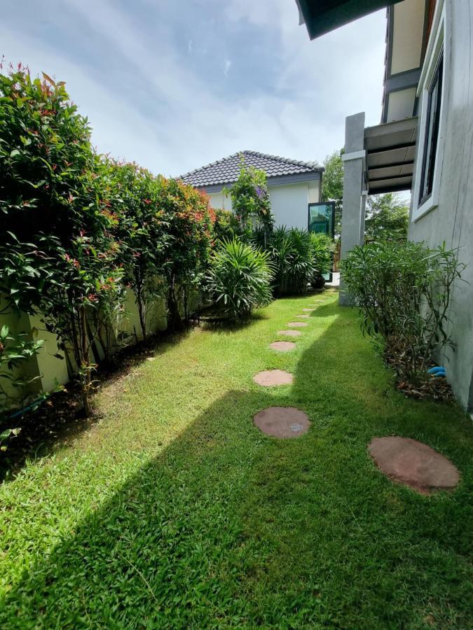 Baan Dalah Pool Villa Buriram Kültér fotó